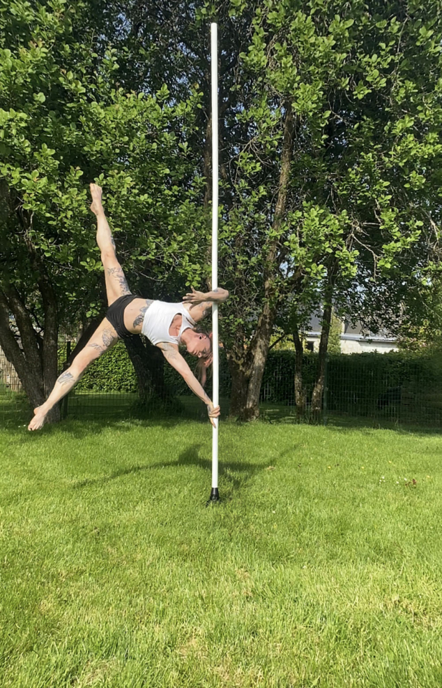 ANAÏS CECCHI : pole dance