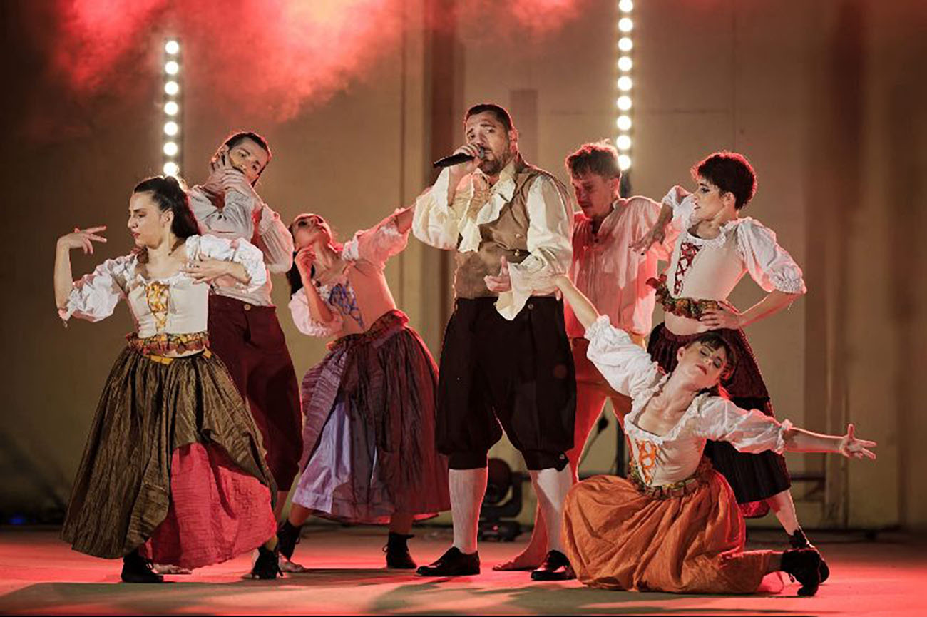 NICOLAS-GIAN-theatre-4